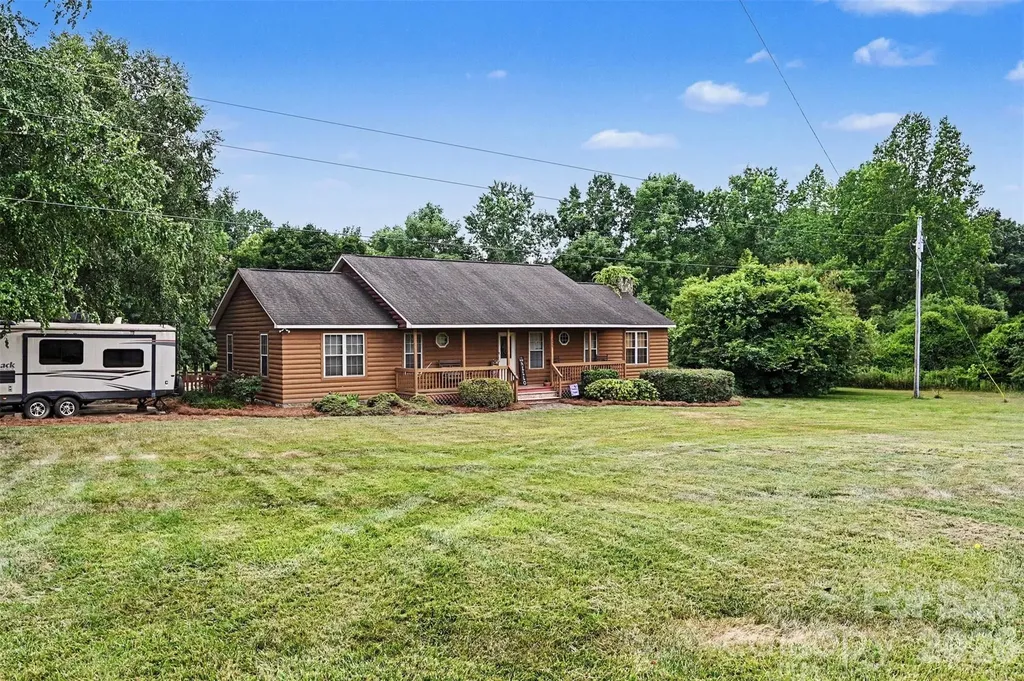 3999 Fincher Road Matthews NC 28104