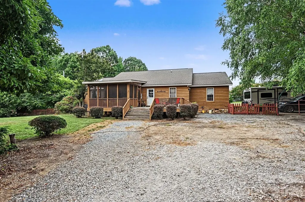 3999 Fincher Road Matthews NC 28104