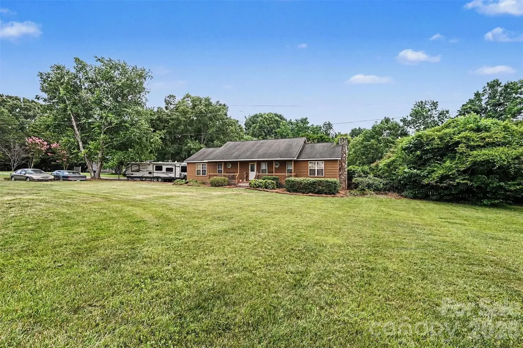 3999 Fincher Road Matthews NC 28104