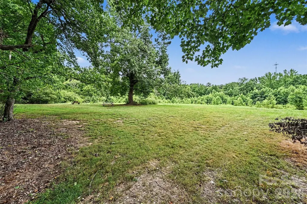 3999 Fincher Road Matthews NC 28104