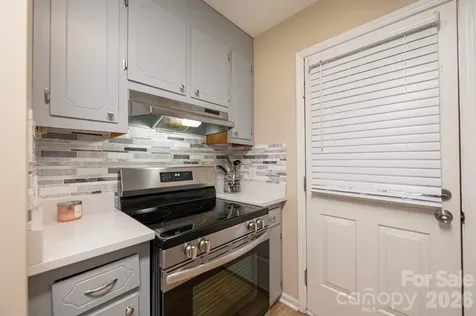 525 12th Street SW Hickory NC 28602