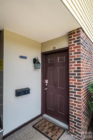 525 12th Street SW Hickory NC 28602