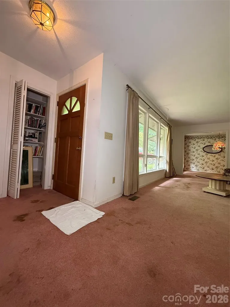 118 Brightwater Heights Drive Hendersonville NC 28791