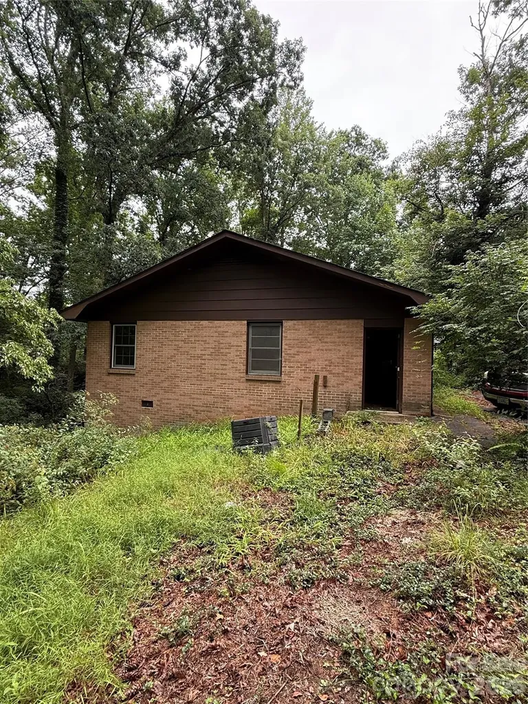 118 Brightwater Heights Drive Hendersonville NC 28791
