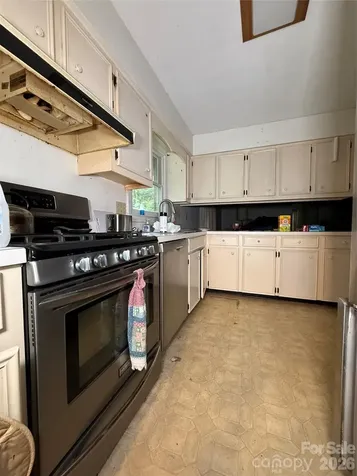 118 Brightwater Heights Drive Hendersonville NC 28791