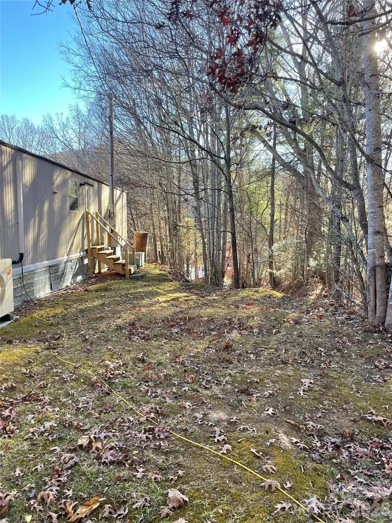 3265 Revere Road Marshall NC 28753