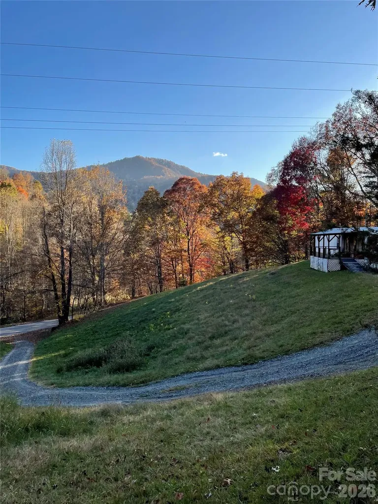 3265 Revere Road Marshall NC 28753