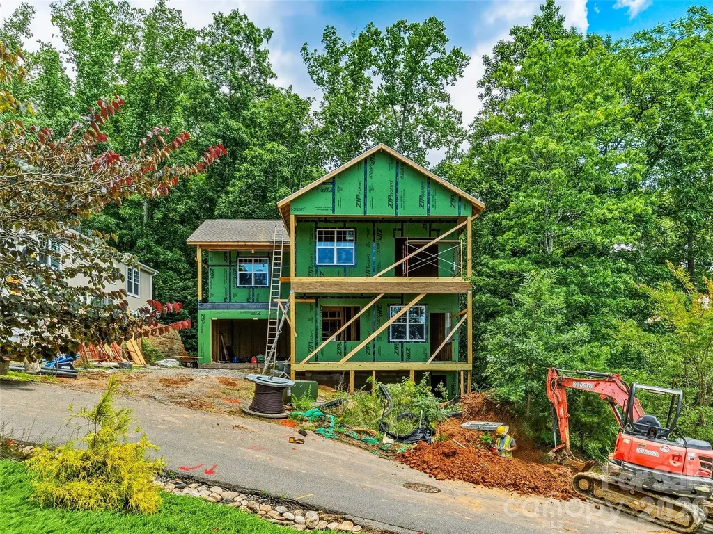 23 Village Overlook Loop Swannanoa NC 28778