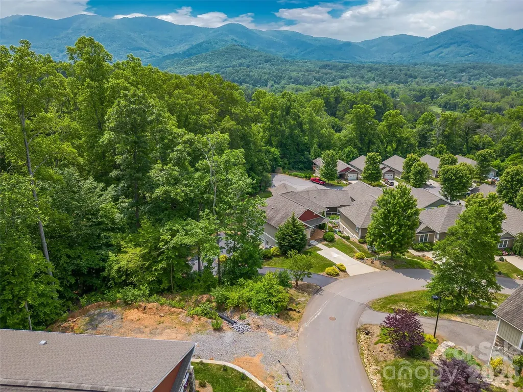 23 Village Overlook Loop Swannanoa NC 28778