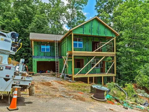 23 Village Overlook Loop Swannanoa NC 28778