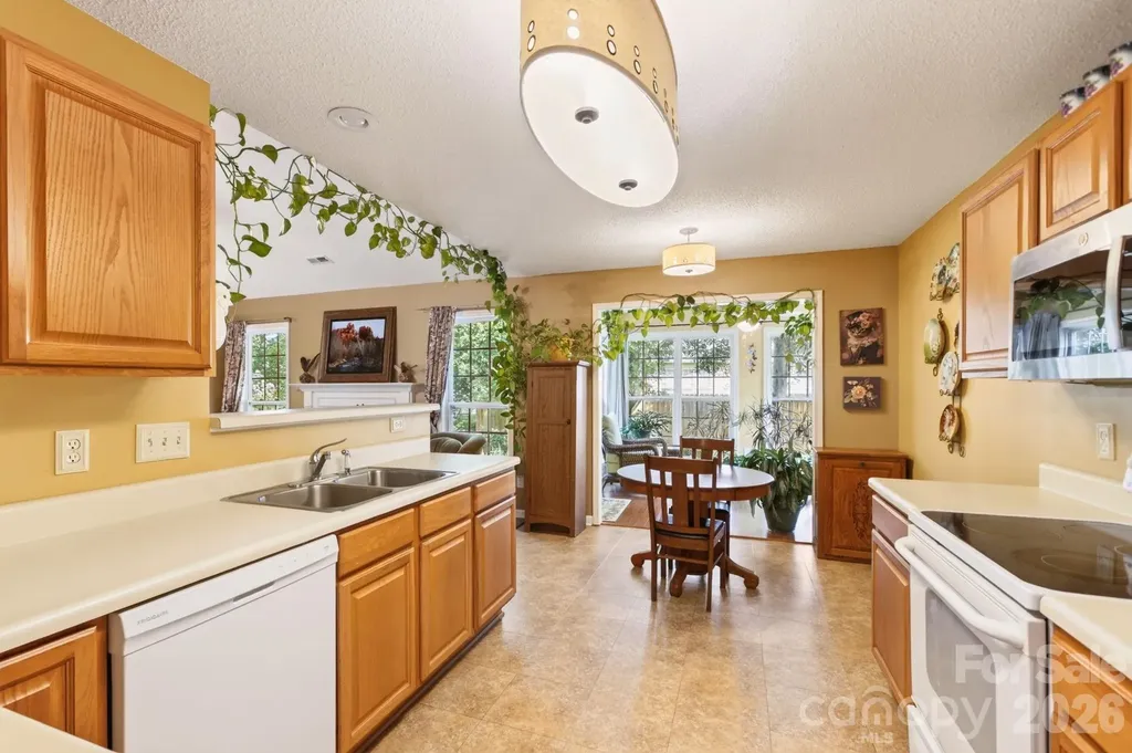 171 Running Briar Road Fletcher NC 28732