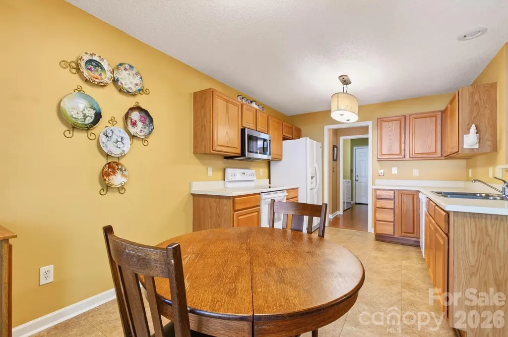 171 Running Briar Road Fletcher NC 28732