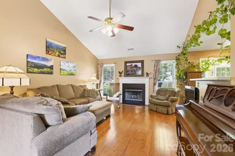 171 Running Briar Road Fletcher NC 28732