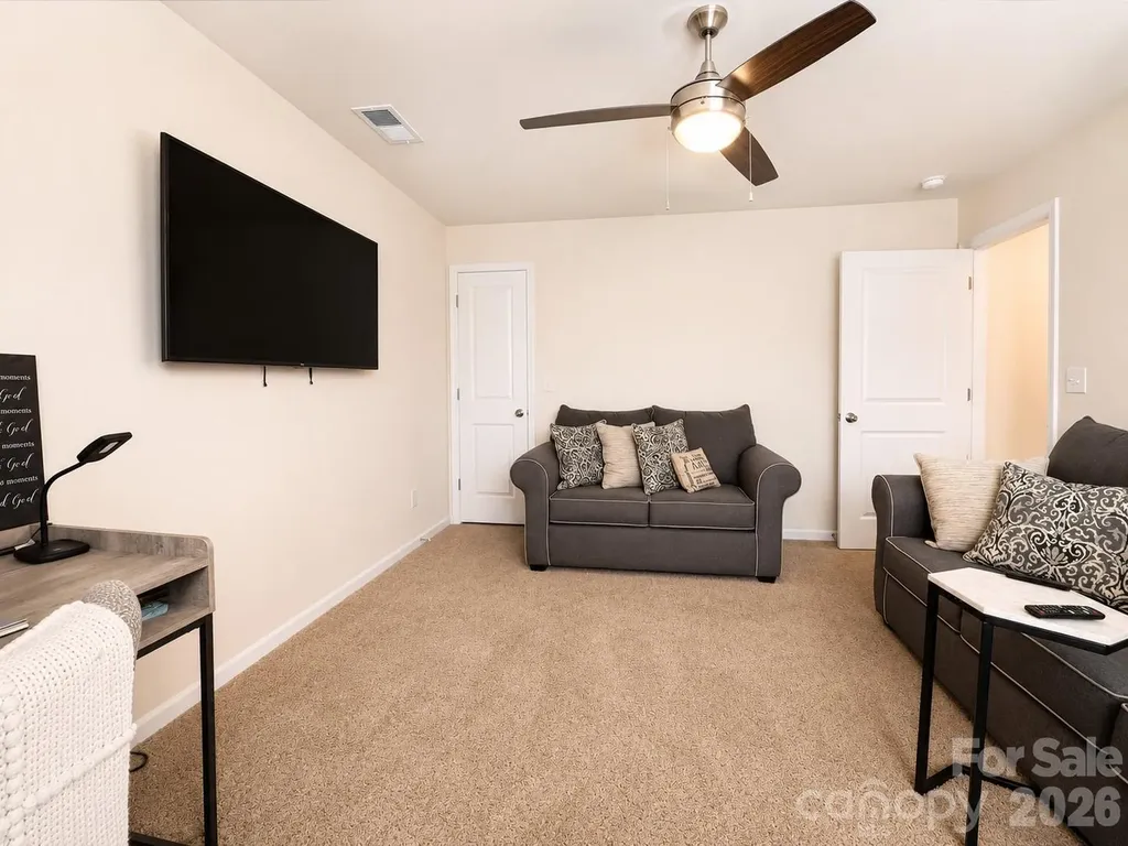 7129 Branch Fork Road Charlotte NC 28215