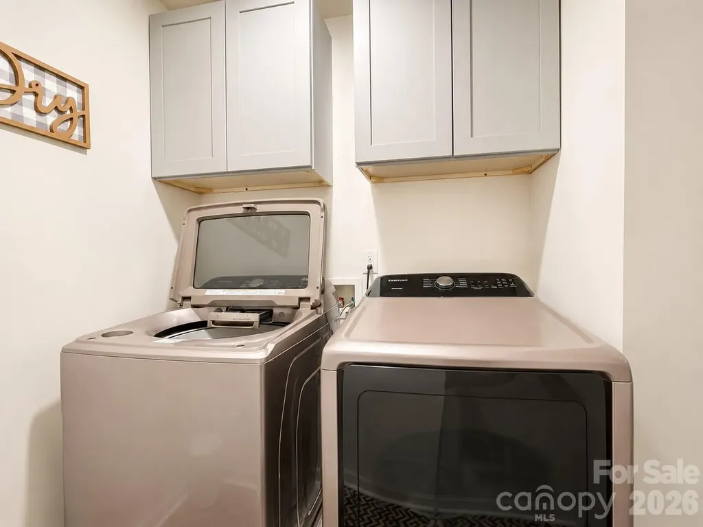 7129 Branch Fork Road Charlotte NC 28215