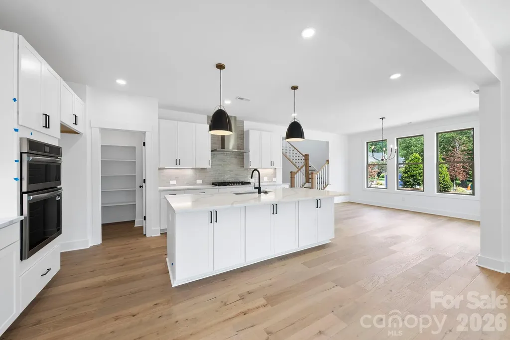 1124 Berryhill Road Charlotte NC 28208