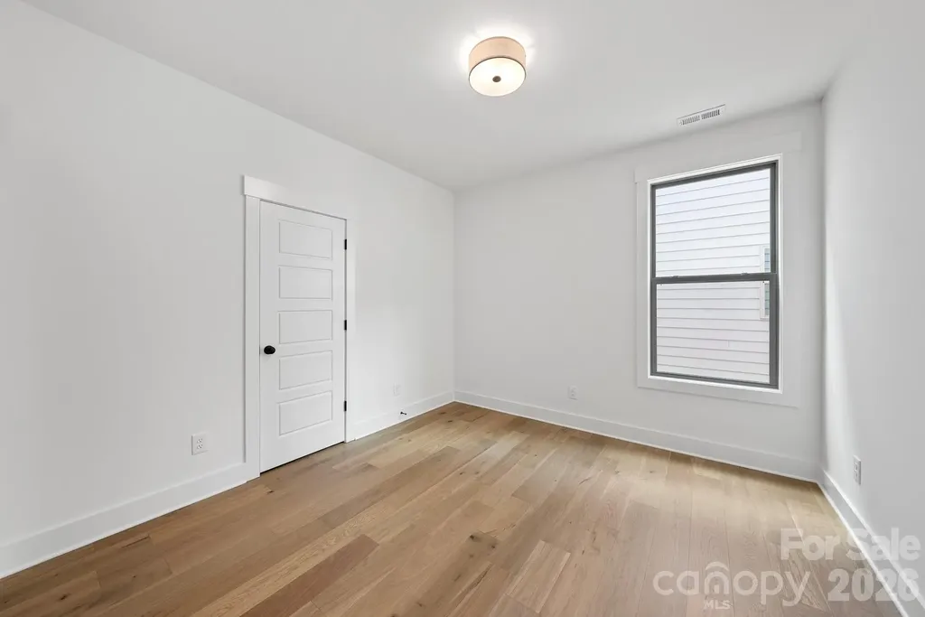 1124 Berryhill Road Charlotte NC 28208