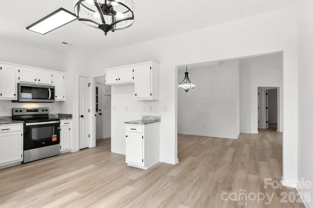 9713 Pernell Lane Charlotte NC 28213