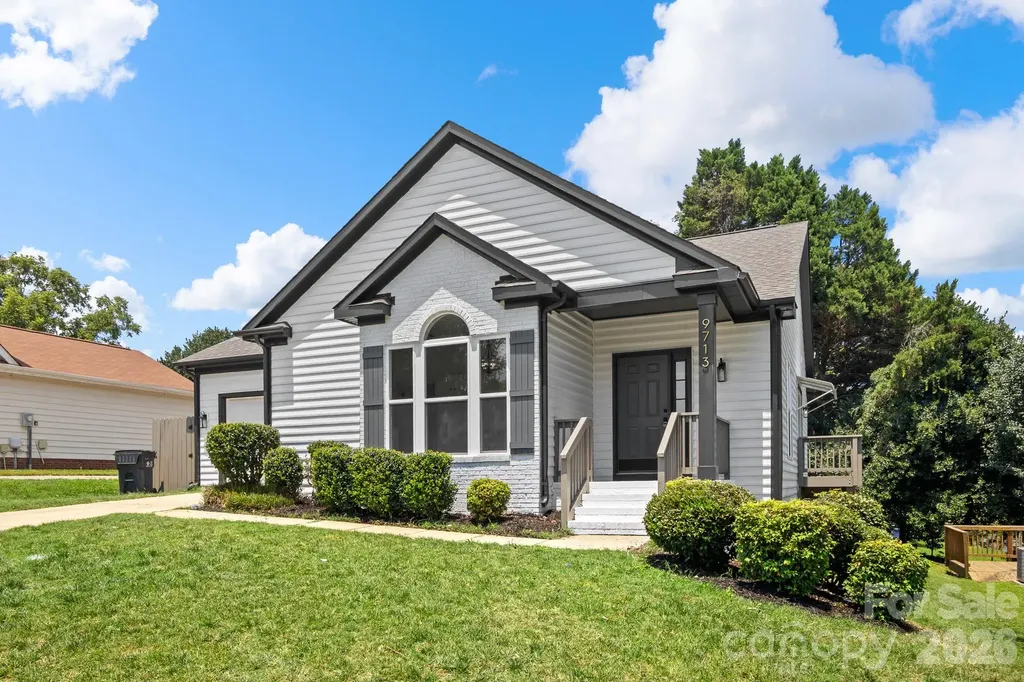 9713 Pernell Lane Charlotte NC 28213
