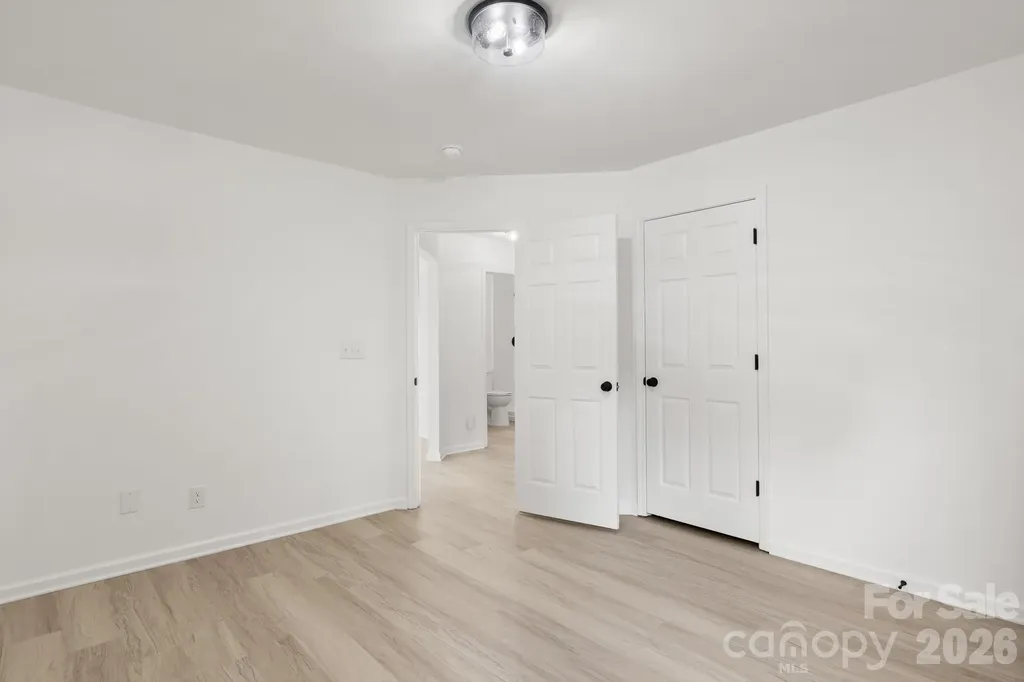 9713 Pernell Lane Charlotte NC 28213