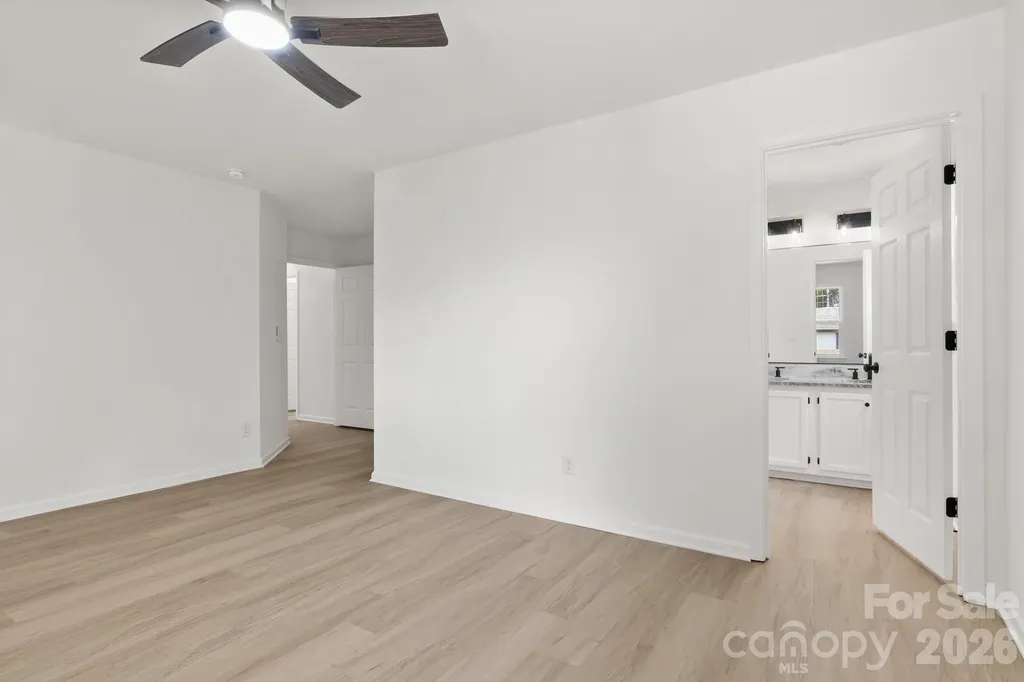 9713 Pernell Lane Charlotte NC 28213