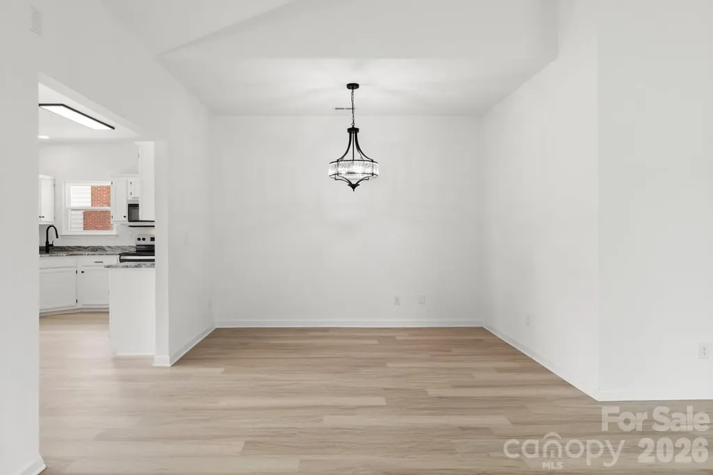 9713 Pernell Lane Charlotte NC 28213
