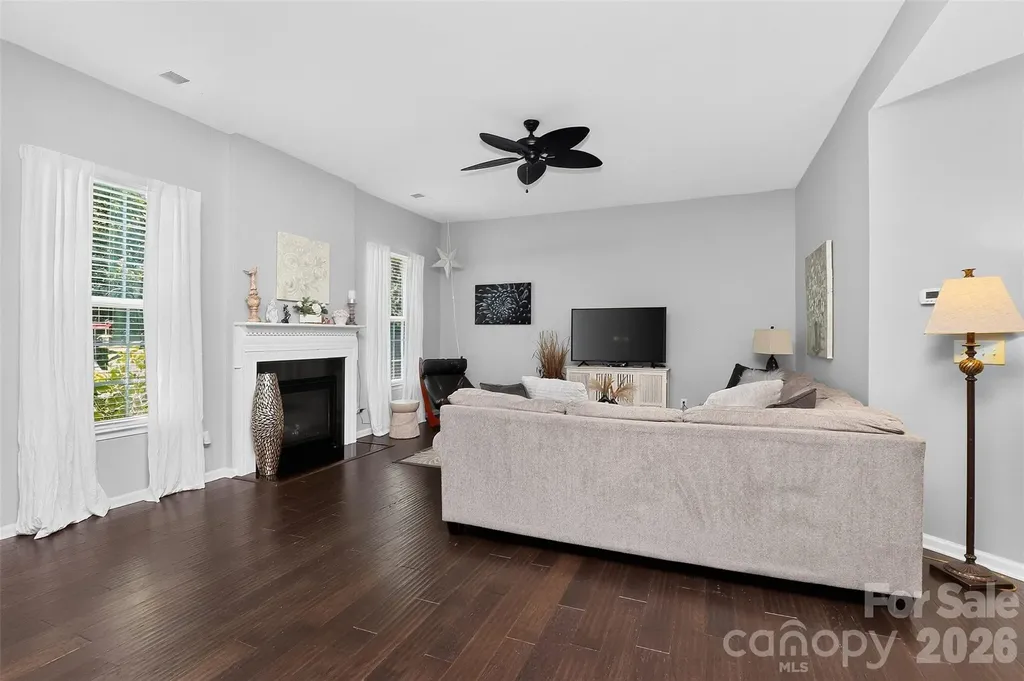 12823 Plumleaf Drive Charlotte NC 28213