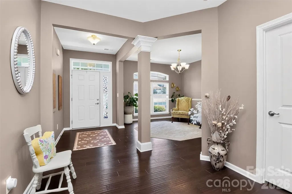 12823 Plumleaf Drive Charlotte NC 28213