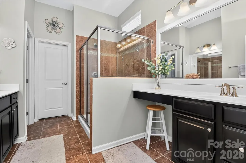 12823 Plumleaf Drive Charlotte NC 28213