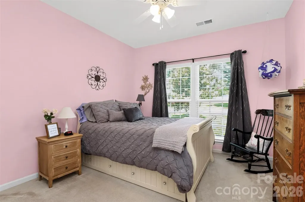 12823 Plumleaf Drive Charlotte NC 28213