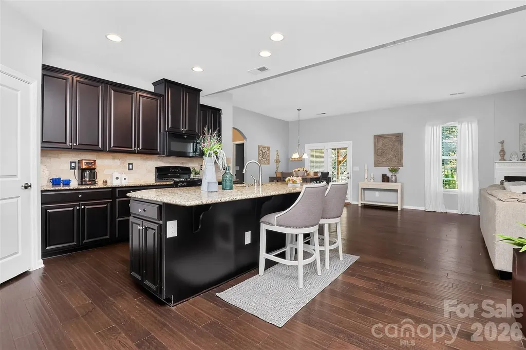 12823 Plumleaf Drive Charlotte NC 28213