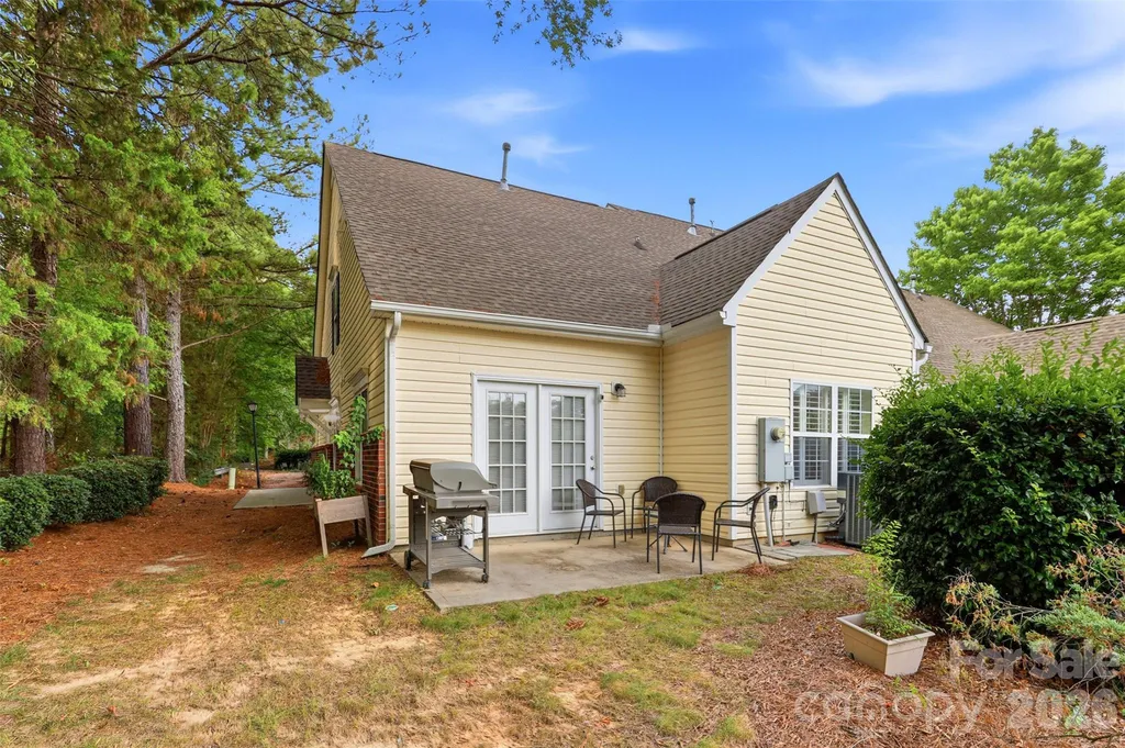 109 Prescott Street Matthews NC 28104