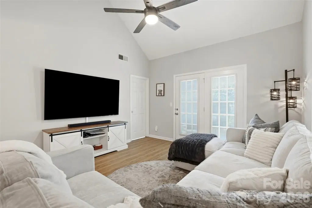 109 Prescott Street Matthews NC 28104