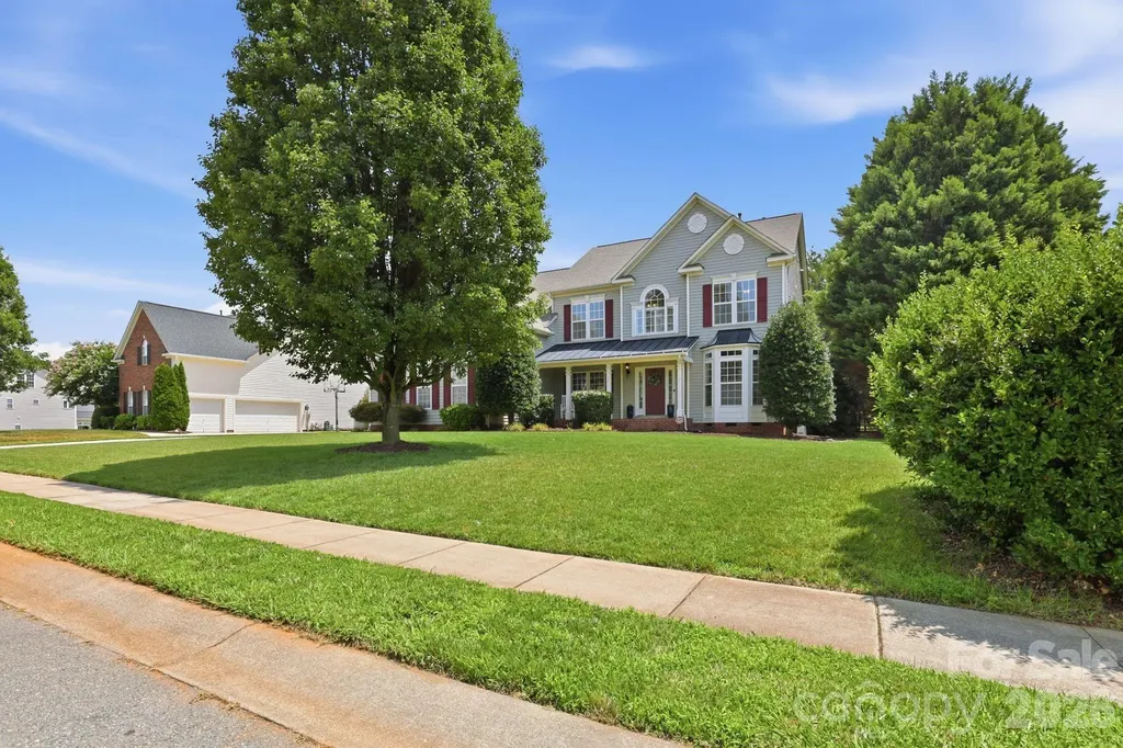 151 Corona Circle Mooresville NC 28117