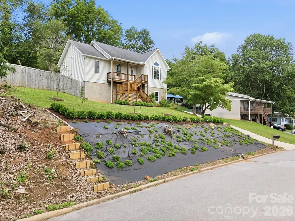 320 Meadowbrook Drive Canton NC 28716