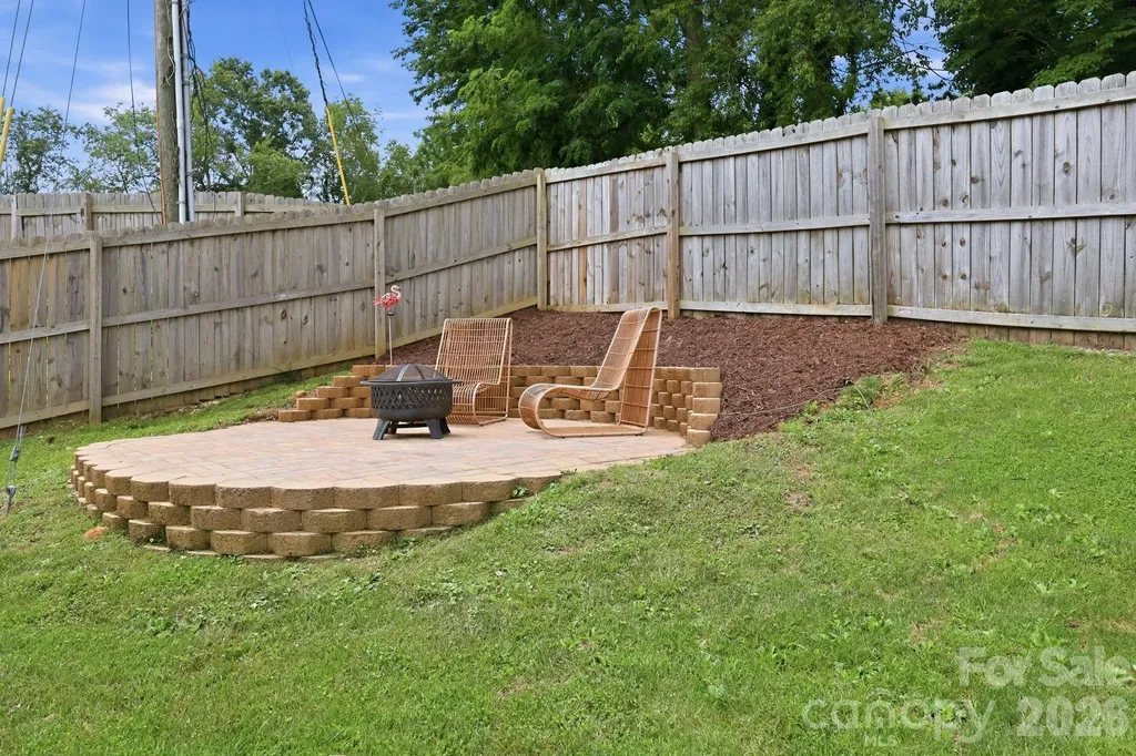 320 Meadowbrook Drive Canton NC 28716