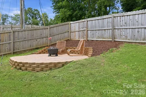 320 Meadowbrook Drive Canton NC 28716