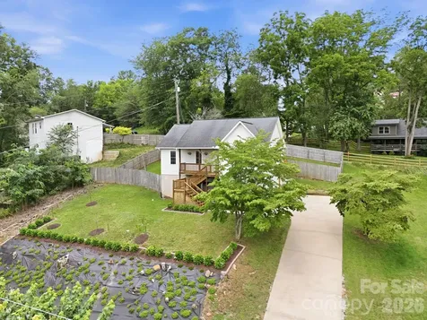 320 Meadowbrook Drive Canton NC 28716