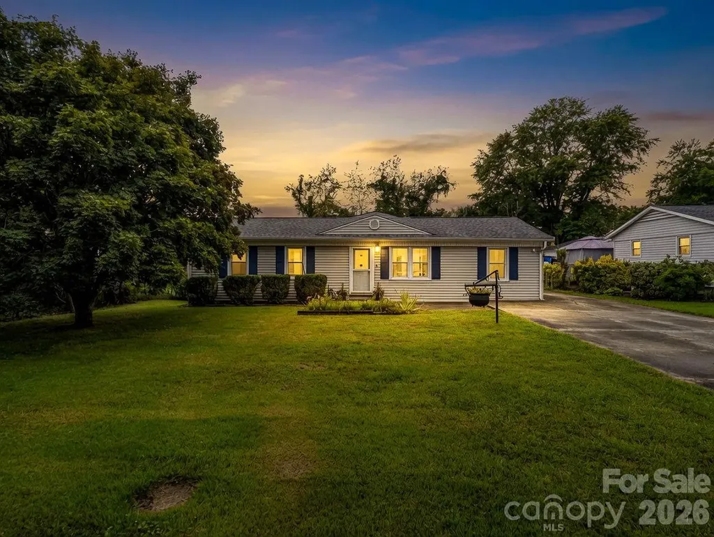 119 Scenic View Drive Swannanoa NC 28778