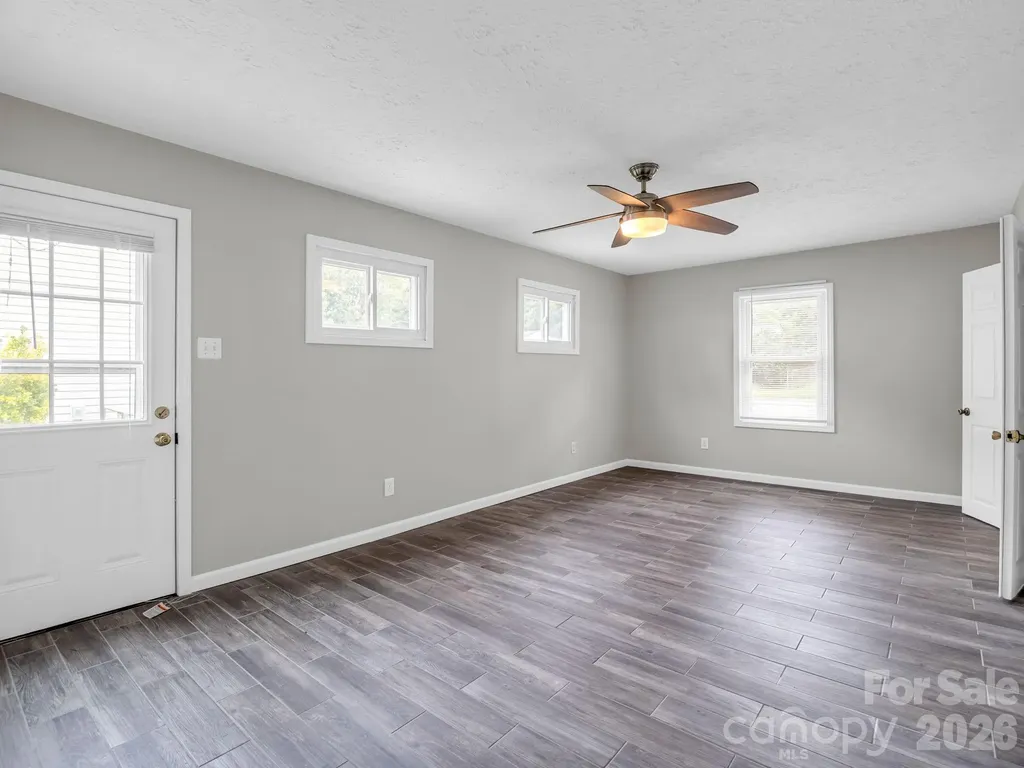 119 Scenic View Drive Swannanoa NC 28778