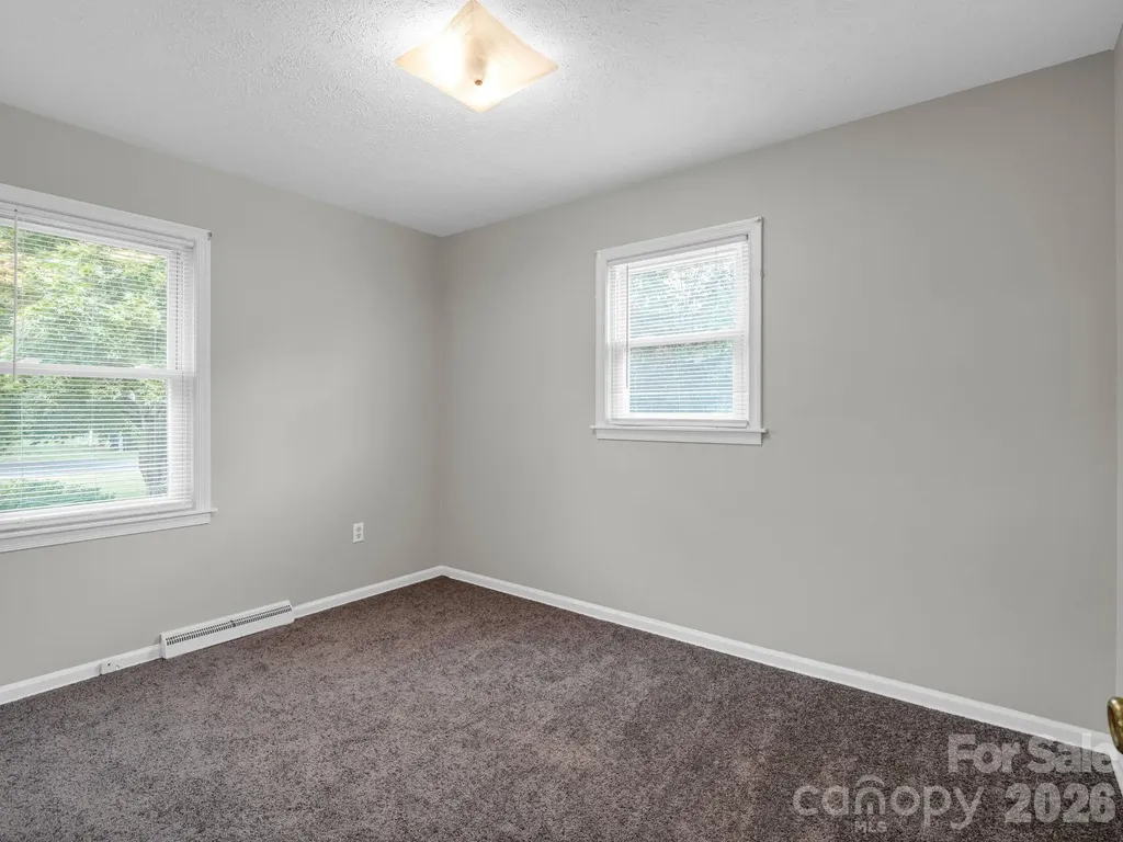 119 Scenic View Drive Swannanoa NC 28778