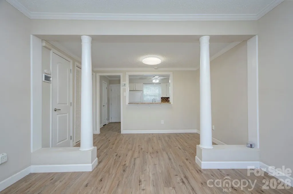 6242 Old Pineville Road Charlotte NC 28217