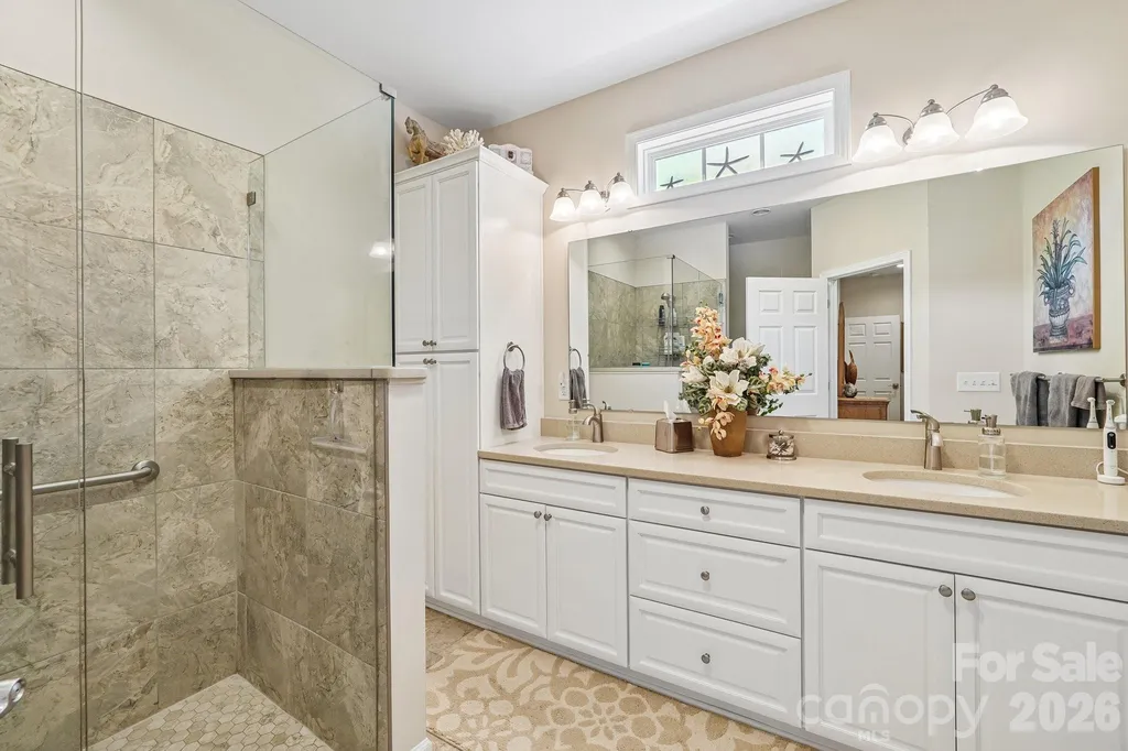 2182 Evergreen Drive Newton NC 28658