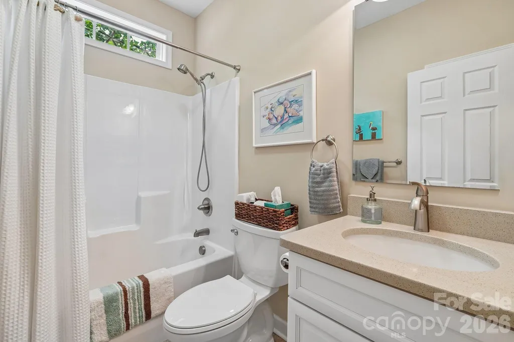 2182 Evergreen Drive Newton NC 28658