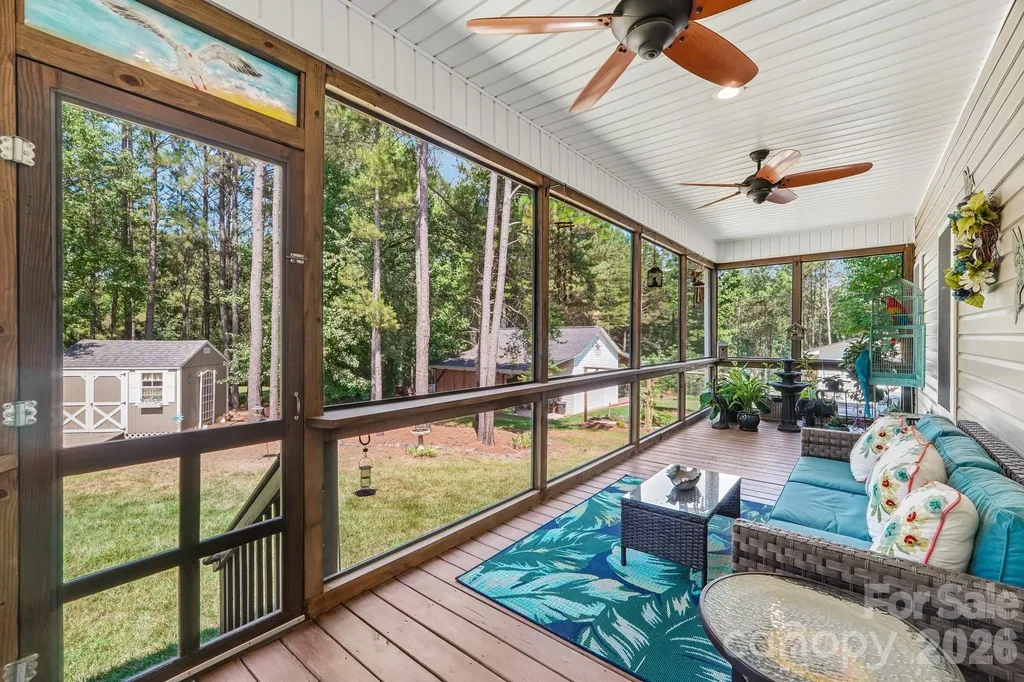 2182 Evergreen Drive Newton NC 28658