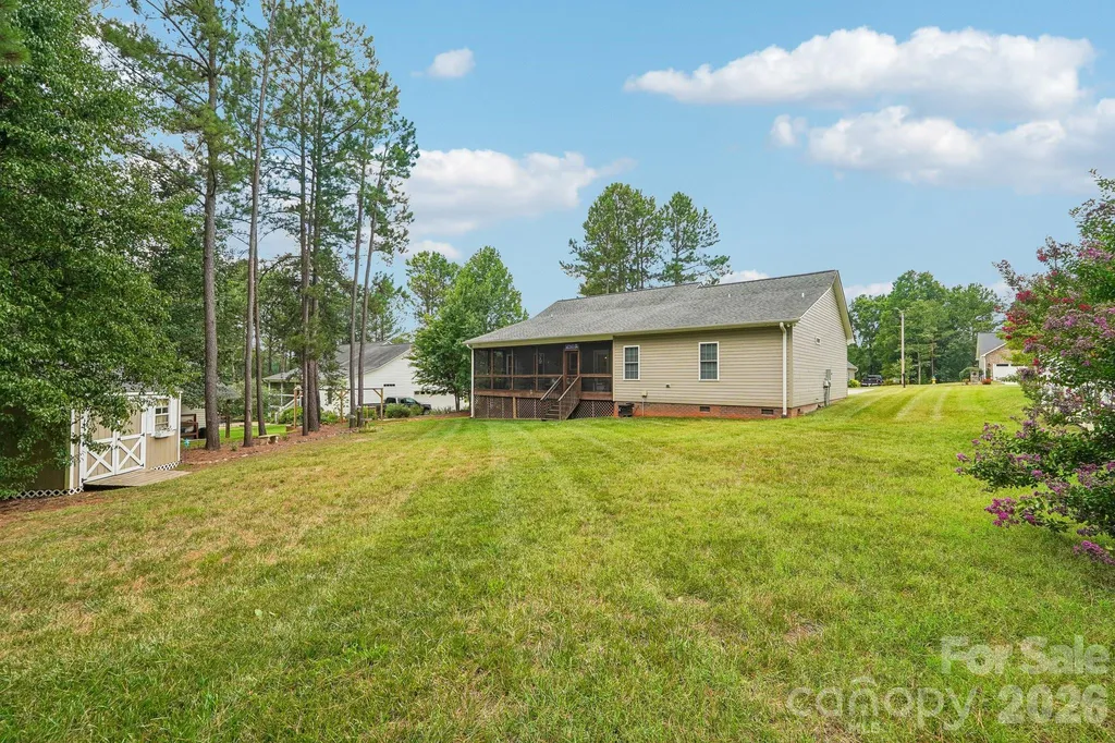 2182 Evergreen Drive Newton NC 28658