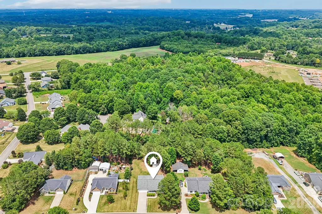 2182 Evergreen Drive Newton NC 28658