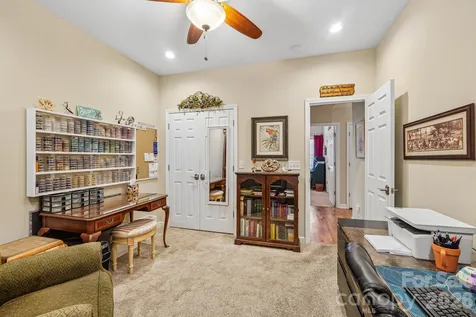 2182 Evergreen Drive Newton NC 28658