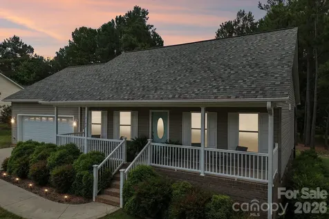2182 Evergreen Drive Newton NC 28658