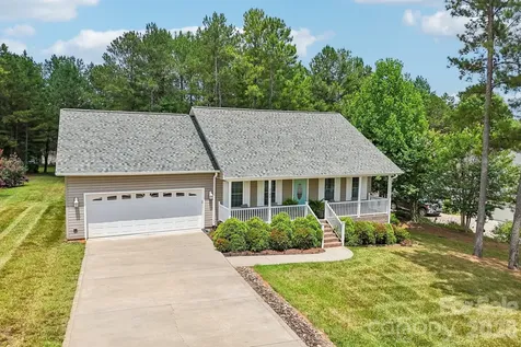 2182 Evergreen Drive Newton NC 28658